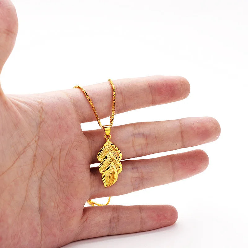 Boutique AU999 gold jewelry leaf pendant