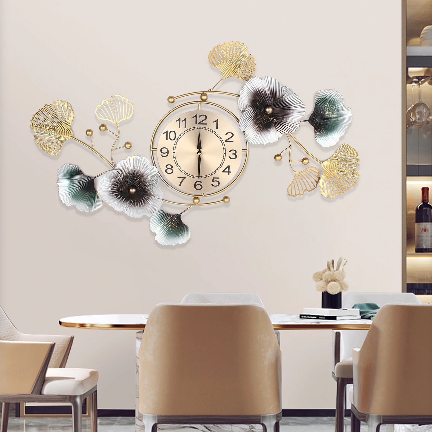 Light Luxury Atmosphere Ginkgo Leaf Wall Clock